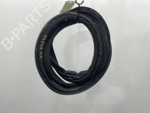 Used Rubber door seal Rubber door seal ALFA ROMEO GT (937_) 1.9 JTD (937CXN1B) (150 hp) 20491452 20491452