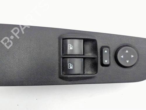 Used Left front window switch FIAT GRANDE PUNTO (199_) 1.2 (65 hp) 30689054