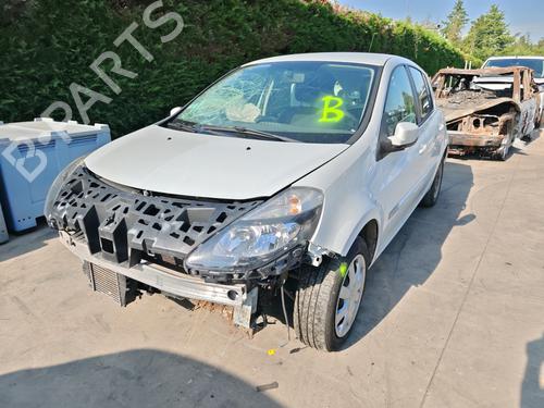 Brugte RENAULT CLIO III (BR0/1, CR0/1) 1.5 dCi (C/BR0G, C/BR1G) (68 hp) 4240663