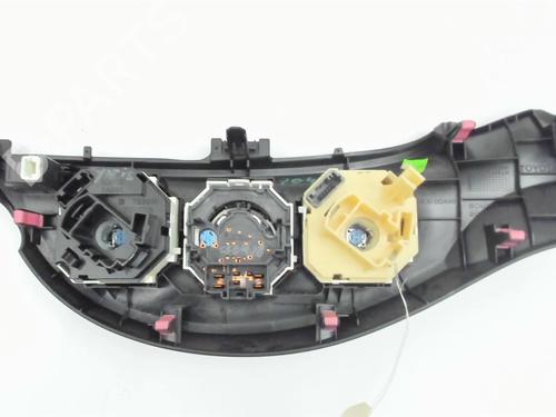 Climate control TOYOTA YARIS (_P13_) 1.0 (KSP130_, KSP130) | BP21237304I5 