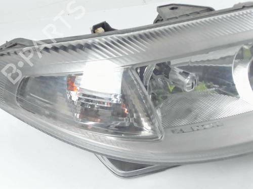 Used Right headlight Right headlight RENAULT LAGUNA II (BG0/1_) 2.2 dCi (BG0F) (150 hp) 20437973 20437973
