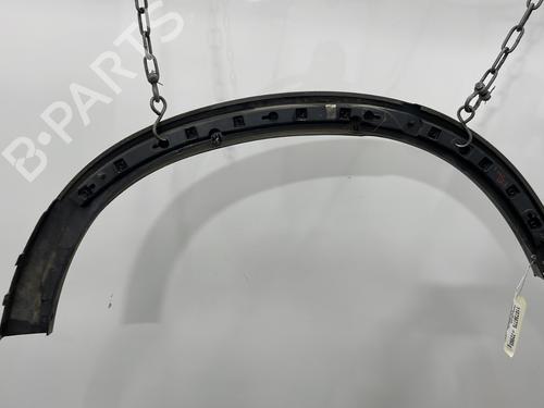 Aba guarda lamas trás esquerda Aba guarda lamas trás esquerda VOLVO XC90 I (275) D5 AWD (163 hp) 28591134 28591134