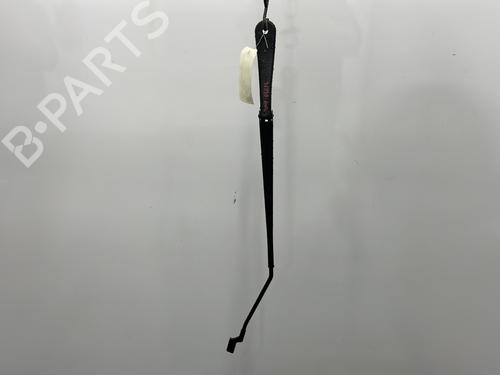 Used Front windshield wiper arm RENAULT CLIO V (B7_) 1.0 TCe 90 (B7MT) (91 hp) 23866376