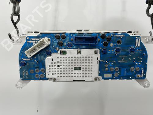 Instrument cluster TOYOTA LAND CRUISER 90 (_J9_) 3.0 D-4D 4WD (KDJ90_, KDJ95_, KDJ90W, KDJ95W) | BP26532463C47 