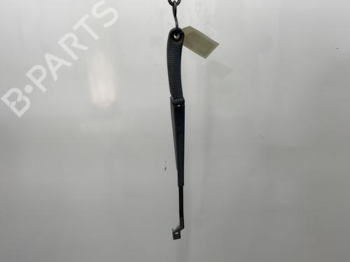 Used Front windshield wiper arm PEUGEOT RCZ 2.0 HDi (163 hp) 24986890