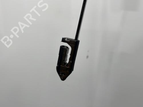 Used Rear windshield wiper arm Rear windshield wiper arm 21241596 21241596
