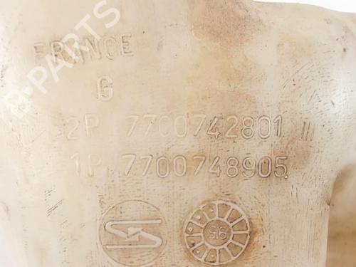 Sprinklertank Sprinklertank RENAULT MASTER I Van (T__) 35 2,5 TD (94 hp) 21238585 21238585