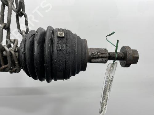 Drivaksel fortil Højre VW TOURAN (1T1, 1T2) 1.9 TDI | BP29625618M39 
