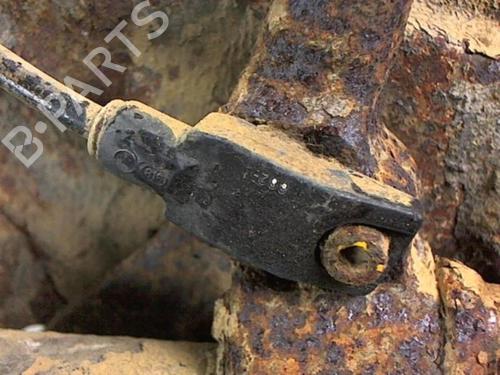 Left front steering knuckle VOLVO 940 Kombi (945) 2.4 TD Intercooler | BP20421912M25 
