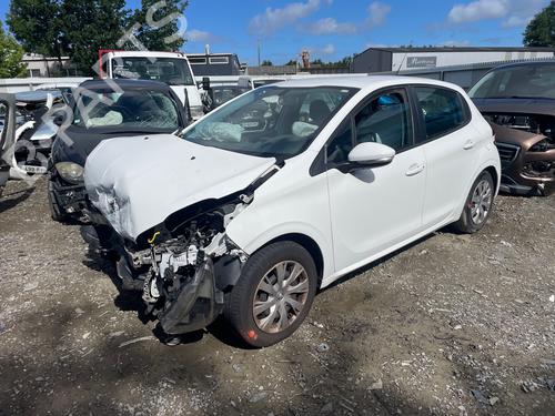 Used Parts PEUGEOT 208 I (CA_, CC_) 1.6 BlueHDi 100 4826967