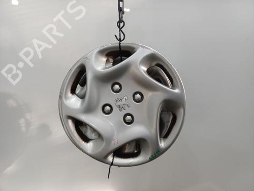 Used Hub cap PEUGEOT 306 Hatchback (7A, 7C, N3, N5) 1.9 DT (90 hp) 22102826