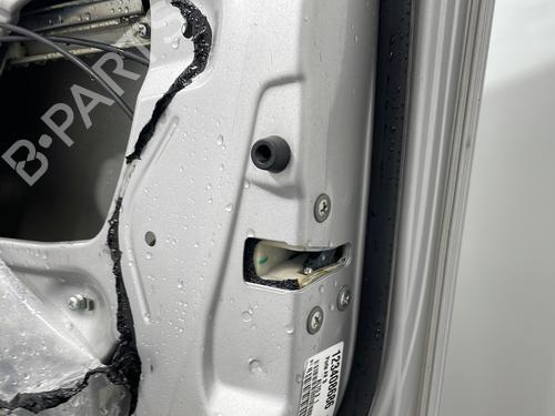 Used Right front door Right front door SUZUKI ALTO VII (GF, HA25_, HA35_) 1.0 (AMF310, GFC31S) (68 hp) 33960337 33960337