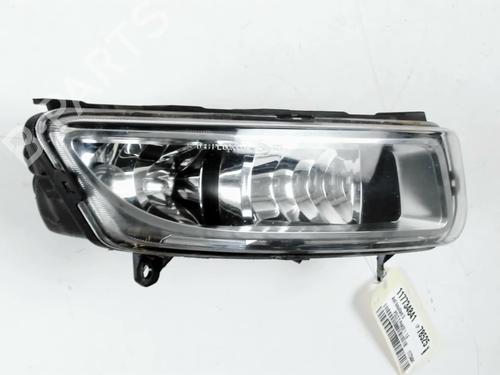 Used Right front fog light Right front fog light VW POLO V (6R1, 6C1) 1.6 TDI (90 hp) 31053204 31053204