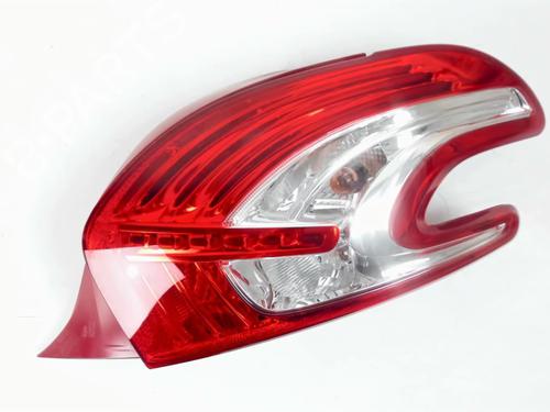 Used Right taillight PEUGEOT 208 I (CA_, CC_) 1.4 HDi (68 hp) 27664255