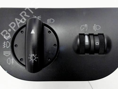 Used Headlight switch AUDI TT Roadster (8N9) 1.8 T (180 hp) 29513959