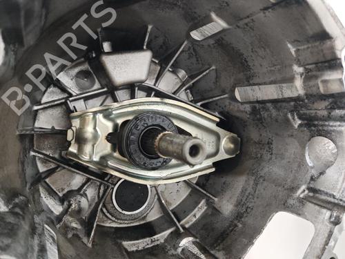Used Gearbox Gearbox AUDI A4 B8 (8K2) 2.0 TDI (120 hp) 40512664 40512664