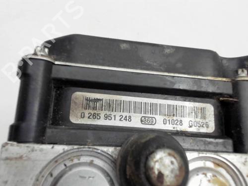 ABS pump HYUNDAI SANTA FÉ II (CM) 2.2 CRDi 4x4 | BP22517253M43