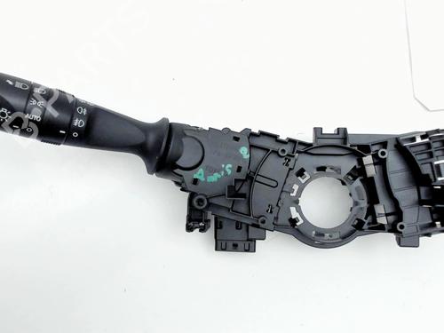 Schalter für TOYOTA AURIS (_E18_) 1.8 Hybrid (ZWE186_, ZWE186R) (136 hp) 33131277