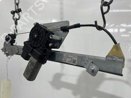 Rear right window mechanism BMW 1 (E87) 120 d | BP30137046C25