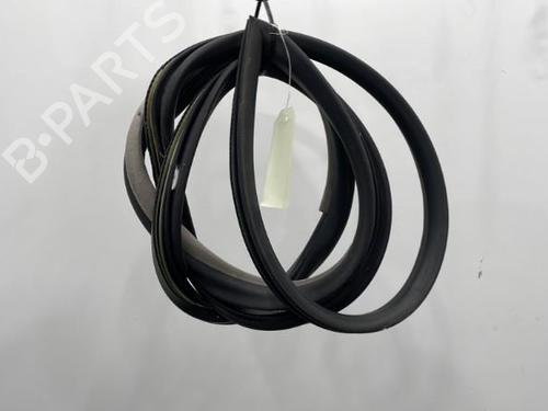 Gummiliste Gummiliste AUDI A6 C4 (4A2) 1.9 TDI (90 hp) 21240771 21240771