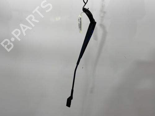 Used Front windshield wiper arm BMW 2 Active Tourer (F45) 218 d (150 hp) 29291356
