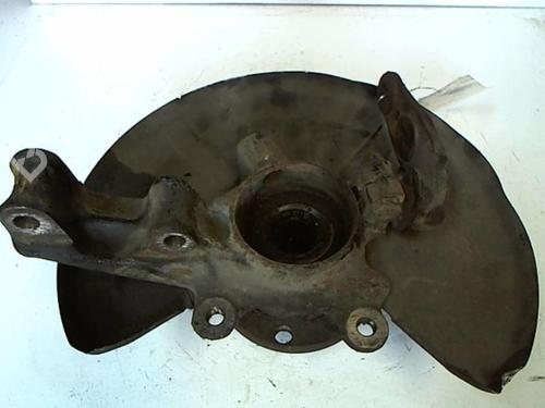 Left front steering knuckle AUDI 80 B3 Saloon (893, 894, 8A2) 1.6 TD | BP21203857M25 