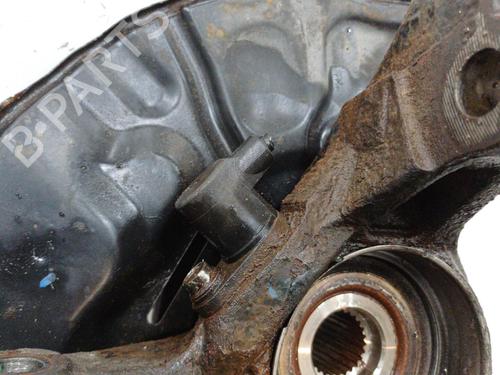 Used Left front steering knuckle Left front steering knuckle TOYOTA COROLLA Verso (ZER_, ZZE12_, R1_) 2.0 D-4D (CUR10_, CUR10R) (116 hp) 20449818 20449818