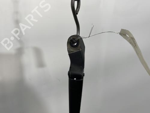 Used Front windshield wiper arm Front windshield wiper arm PEUGEOT 306 Hatchback (7A, 7C, N3, N5) 1.4 (75 hp) 32014012 32014012