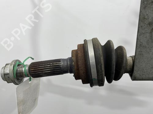 Used Right rear driveshaft Right rear driveshaft MITSUBISHI OUTLANDER III (GG_W, GF_W, ZJ, ZL, ZK) 2.4 Hybrid 4WD (GG3W) (208 hp) 26641966 26641966