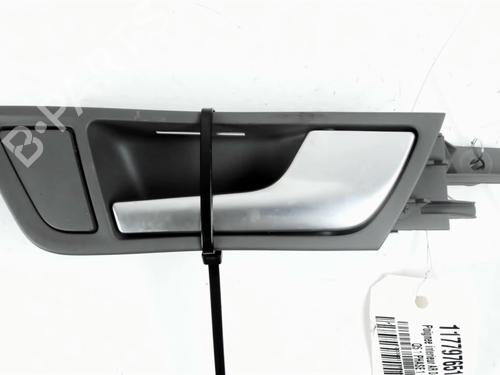 Højre bagtil invendig håndtag AUDI Q5 (8RB) 3.0 TDI quattro (240 hp) 31159474