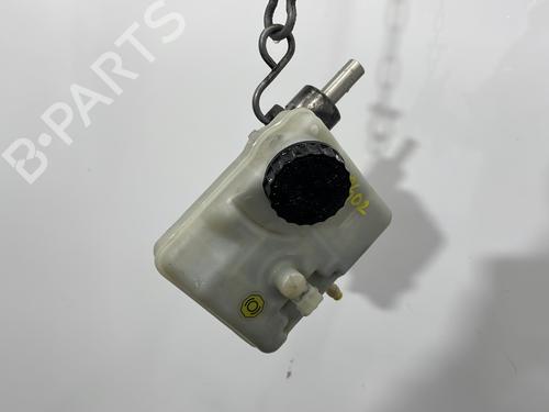 Used Brake master cylinder Brake master cylinder MERCEDES-BENZ SPRINTER 2-t Van (B901, B902) 208 CDI (901.661, 901.662, 902.661, 902.662) (82 hp) 32373747 32373747