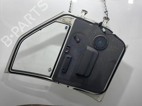Used Left front door Left front door 22102805 22102805