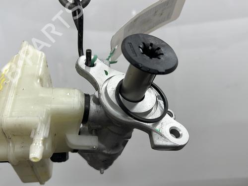 brake-master-cylinder-vw-polo-vi-aw1-bz1-ae1-2017-33438601 main image