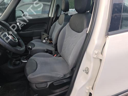 Left front seat FIAT 500L (351_, 352_) 1.3 D Multijet (199LXY1A, 199LXY11) | BP30443923C15 - Image 32