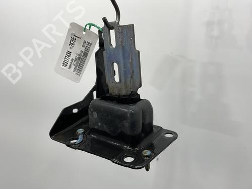 Used Gearbox mount Gearbox mount CITROËN C3 I (FC_, FN_) 1.6 16V (109 hp) 24473852 24473852