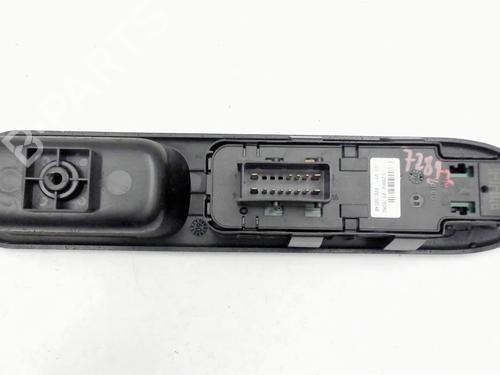 Used Left front window switch Left front window switch PEUGEOT 207 SW (WK_) 1.6 HDi (90 hp) 35892715 35892715