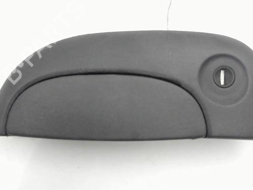 Używane Klamka zewnętrzna drzwi przednich lewych RENAULT KANGOO Express (FC0/1_) 1.5 dCi (FC07, FC1R) (65 hp) 30913037