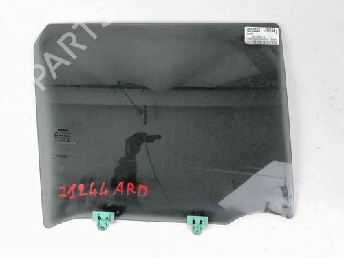 Rear right door window NISSAN JUKE (F15) 1.5 dCi | BP20464026C21
