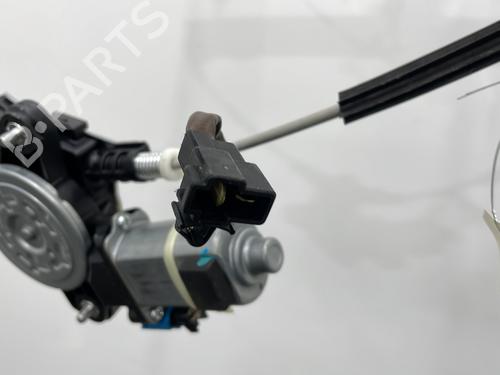 Used Front right window mechanism Front right window mechanism CHEVROLET SPARK (M300) 1.0 (68 hp) 21075555 21075555