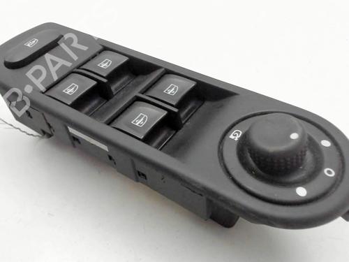 Left front window switch RENAULT CLIO IV (BH_) 0.9 TCe 90 (BHNF, BHMA, BHMH, BHJK, BHJR) | BP37652445I27 - Image 3