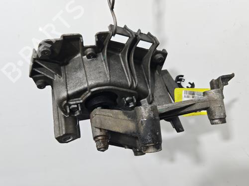 Used Gearbox mount Gearbox mount RENAULT CLIO II (BB_, CB_) 1.9 D (B/CB0J) (65 hp) 39733880 39733880