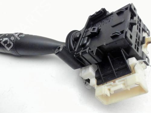 switch-toyota-corolla-_e12_-2001-2002-2003-2004-2005-2006-2007-2008-32396683 main image
