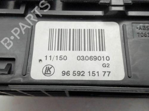 Used Warning switch Warning switch PEUGEOT 308 I (4A_, 4C_) 1.6 HDi (92 hp) 40002528 40002528