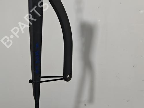 front-windshield-wiper-arm-renault-scenic-ii-jm01_-2003-2004-2005-2006-2007-2008-2009-2010-39954640 main image