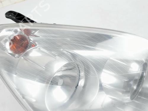 Used Right headlight Right headlight OPEL ZAFIRA / ZAFIRA FAMILY B (A05) 1.9 CDTI (M75) (150 hp) 30890796 30890796