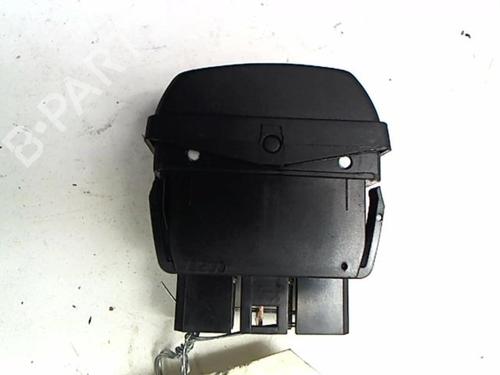 Used Right front window switch Right front window switch CITROËN XSARA PICASSO (N68) 2.0 HDi (90 hp) 20457975 20457975