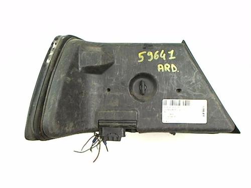 Right taillight MERCEDES-BENZ 124 Saloon (W124) 250 D (124.125) | BP20454820C35