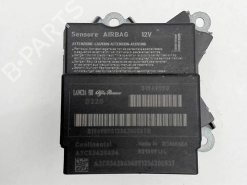 Used ECU airbags FIAT 500L (351_, 352_) 1.3 D Multijet (199LXY1A, 199LXY11) (84 hp) 30548007