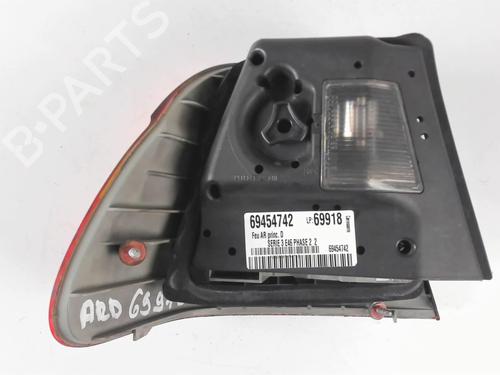 Used Right taillight BMW 3 (E46) 320 d (150 hp) 20446719