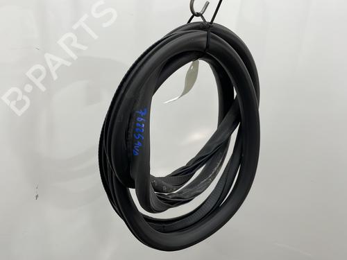 Used Rubber door seal Rubber door seal OPEL MOKKA / MOKKA X (J13) 1.7 CDTI 4x4 (_76) (131 hp) 25601424 25601424